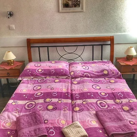 Pod Zámkom Casa de hóspedes