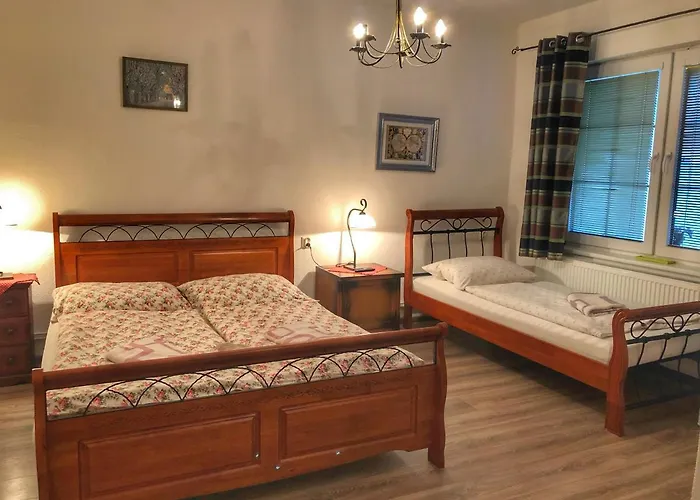 Pod Zamkom Guest house 2*